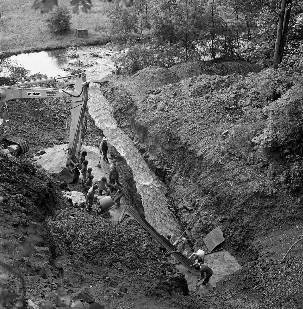 Unblocking Magpie Sough 1974 d